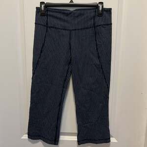 Lululemon Gather & Crow Crop Inkwell Pinstripe Leggings